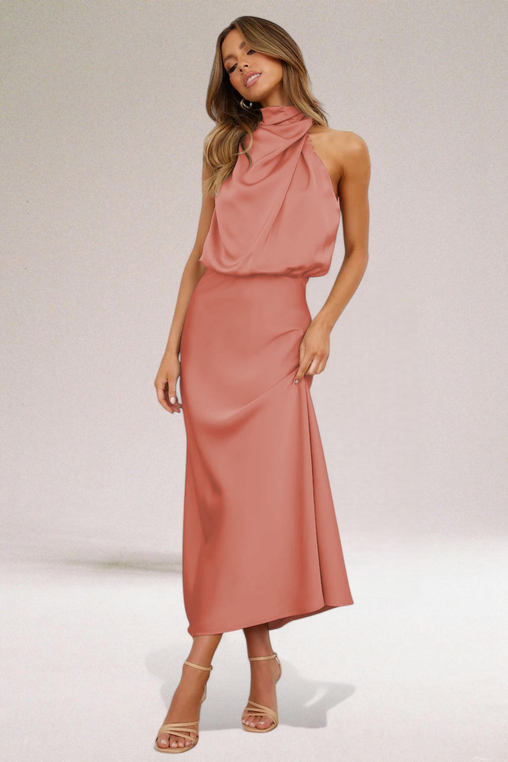 Mariam | Elegante satijnen halterjurk